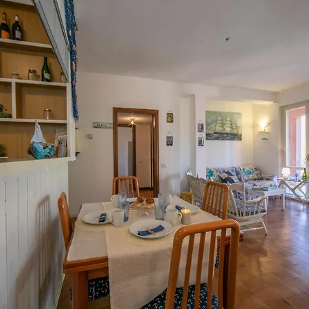Sleeps 4 Pool
