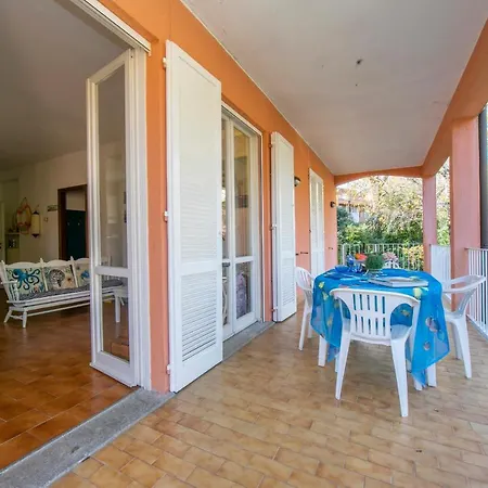 Sleeps 4 Pool * Ispra