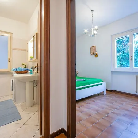 Sleeps 4 Pool *